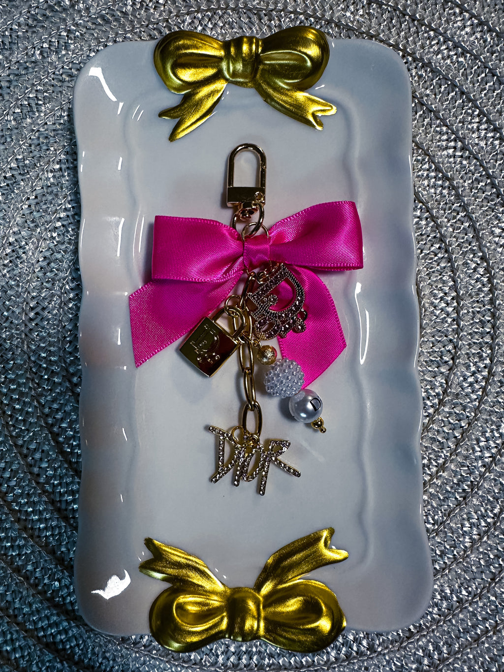 Designer Binder Charm Dior - Hot Pink